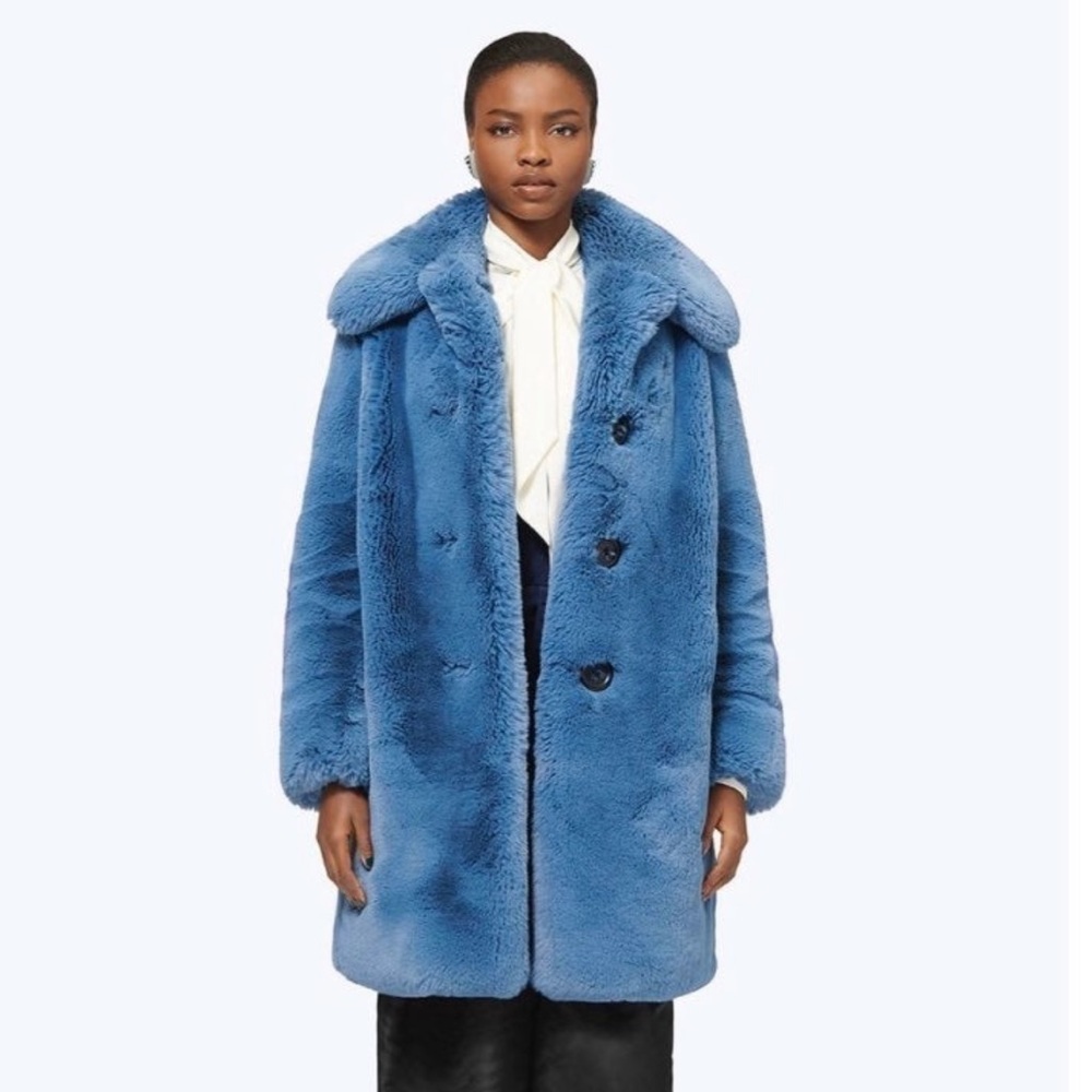 MJ Plush Faux Fur Coat With Rounded Collar